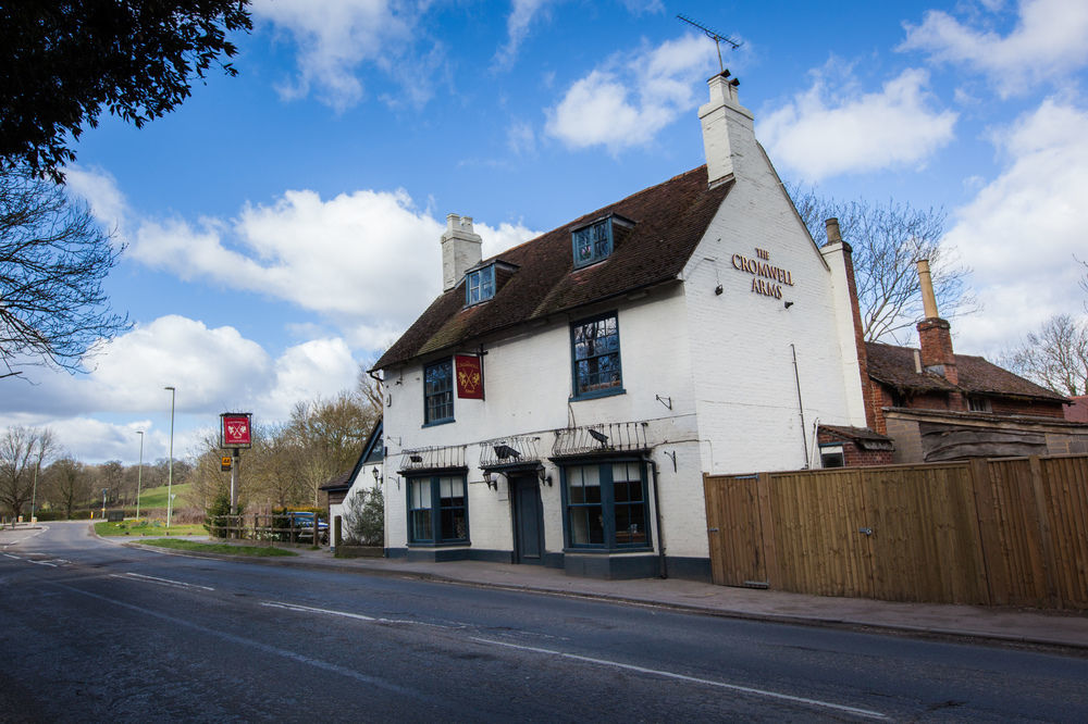 Cromwell Arms Country Pub With Rooms Romsey Exteriör bild