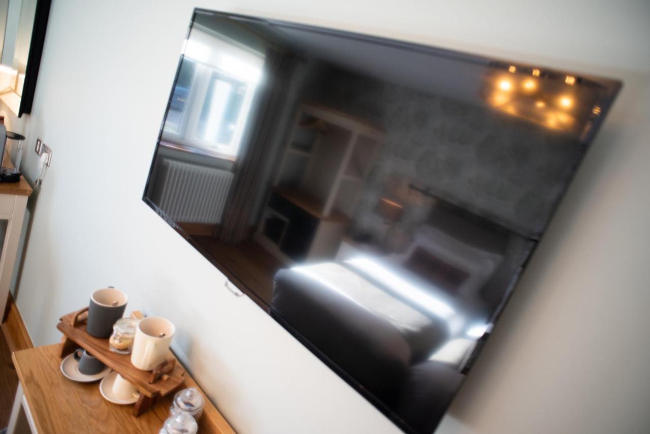 Cromwell Arms Country Pub With Rooms Romsey Exteriör bild