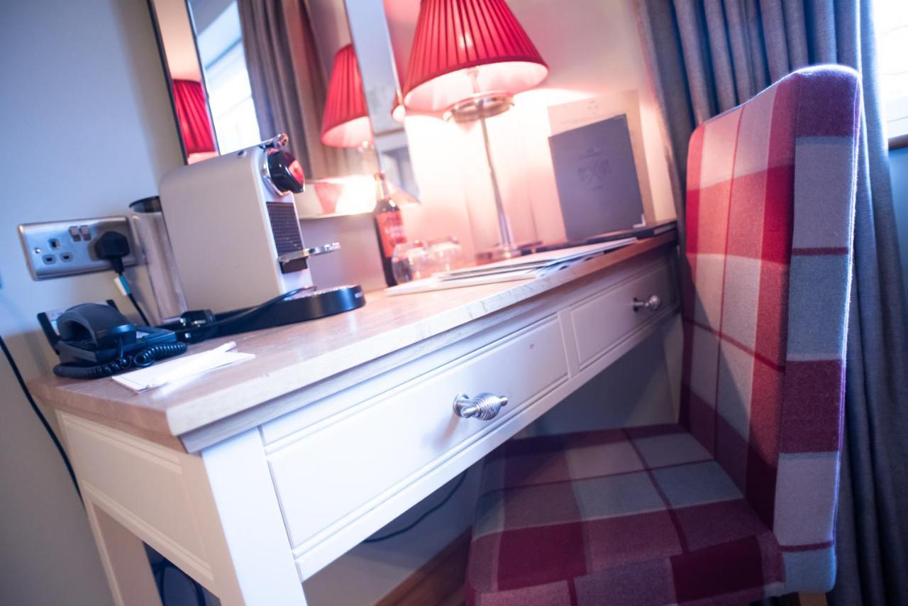 Cromwell Arms Country Pub With Rooms Romsey Exteriör bild